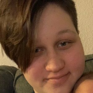 Meet your Posher, Briana